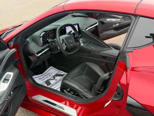 Red Mist Metallic Tintcoat 2022 Chevrolet Corvette Stingray w/2LT
