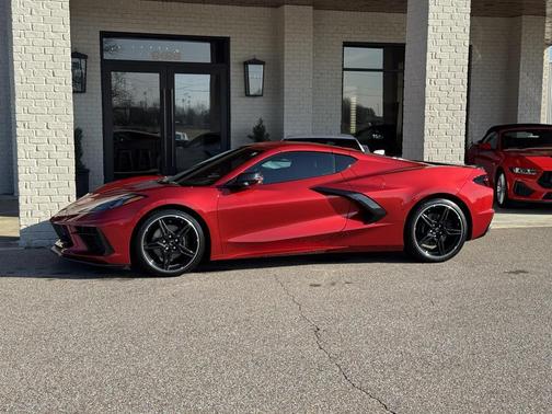Red Mist Metallic Tintcoat 2022 Chevrolet Corvette Stingray w/2LT
