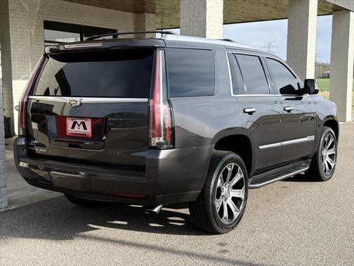 2016 Cadillac Escalade Luxury