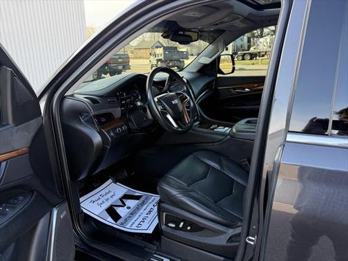 2016 Cadillac Escalade Luxury