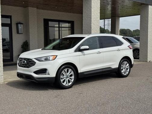 2020 Ford Edge Titanium