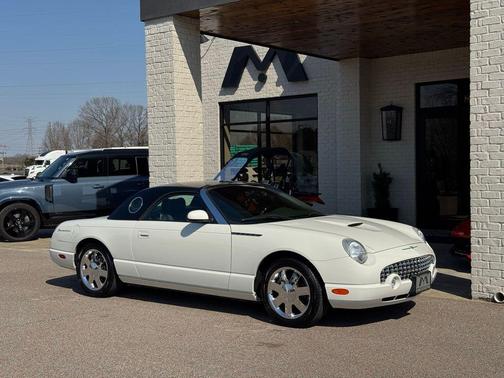 2002 Ford Thunderbird Base
