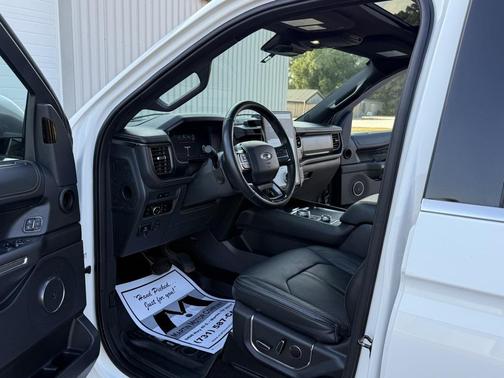 2023 Ford Expedition Max Platinum