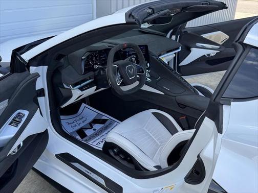 2023 Chevrolet Corvette Stingray w/3LT
