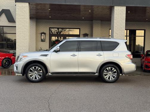 2017 Nissan Armada SL