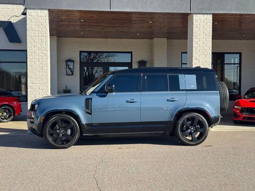 2021 Land Rover Defender 110 X-Dynamic HSE