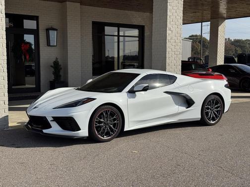 2025 Chevrolet Corvette Stingray w/2LT