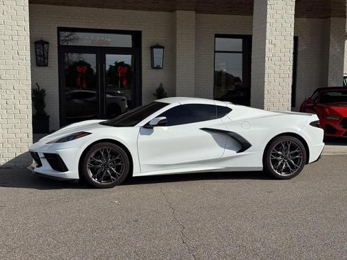 2025 Chevrolet Corvette Stingray w/2LT