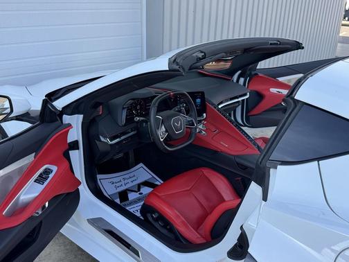 2025 Chevrolet Corvette Stingray w/2LT