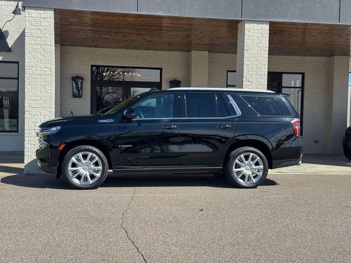 2023 Chevrolet Tahoe 2WD High Country