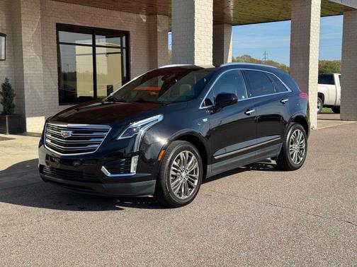 Stellar Black Metallic 2017 Cadillac XT5 Premium Luxury