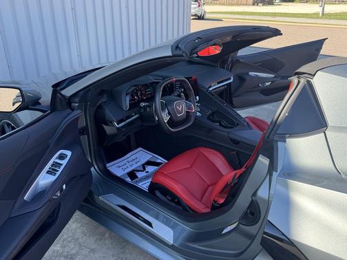 2023 Chevrolet Corvette Stingray w/1LT