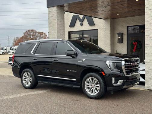 2022 GMC Yukon SLT