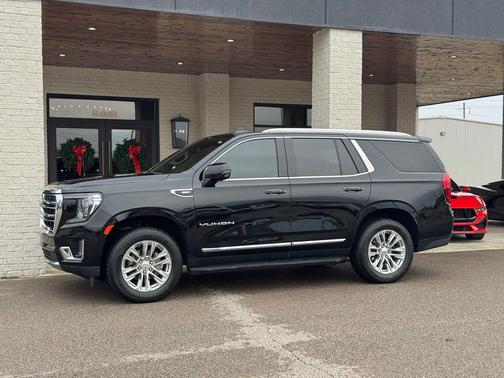 2022 GMC Yukon SLT