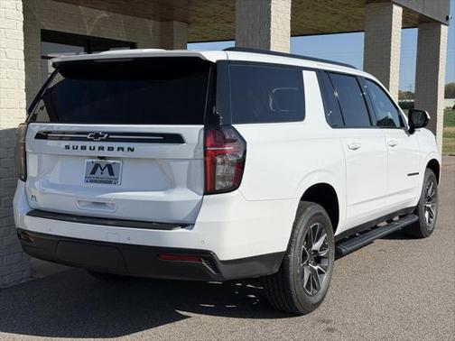 2023 Chevrolet Suburban 4WD Z71