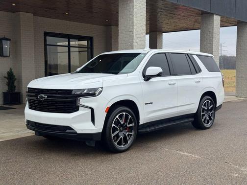 2023 Chevrolet Tahoe 4WD RST