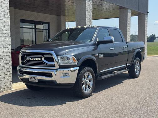 2018 RAM 2500 Limited Crew Cab 4x4 6'4' Box