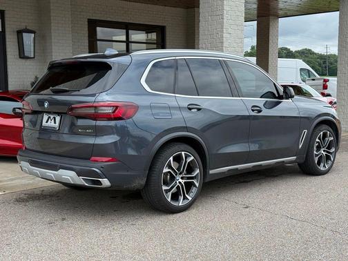 Arctic Grey Metallic 2022 BMW X5 xDrive40i