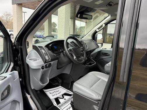 2017 Ford Transit-350 XLT