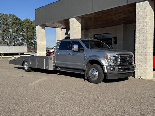 2022 Ford F-450 Lariat