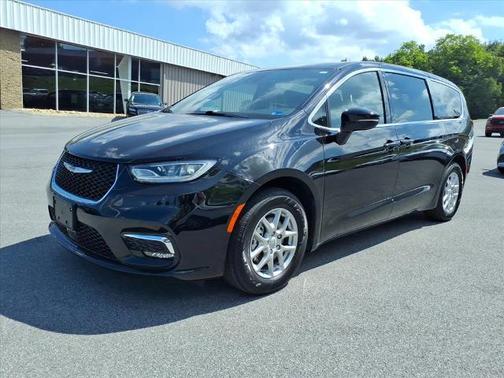 Black 2025 Chrysler Pacifica SELECT