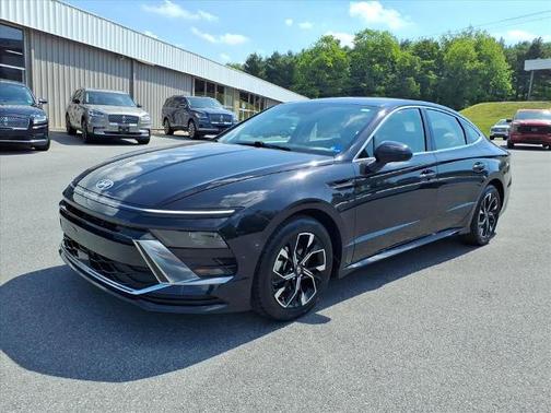 Gray 2025 Hyundai SONATA SEL