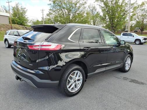 AGATE BLACK METALLIC 2023 Ford Edge SEL