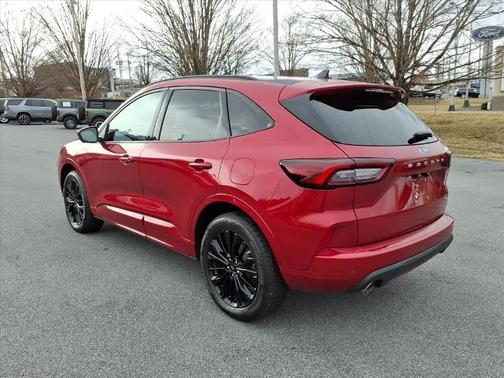 RAPID RED MET TINTED CC 2025 Ford Escape ST-LINE ELITE