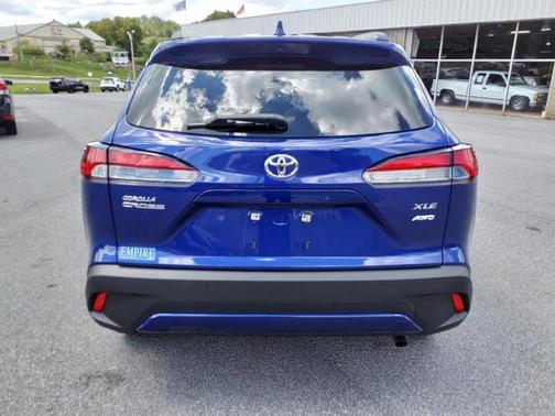 2023 Toyota Corolla Cross XLE