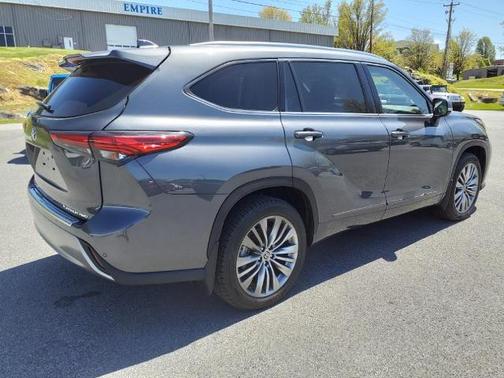 2020 Toyota Highlander PLATINUM
