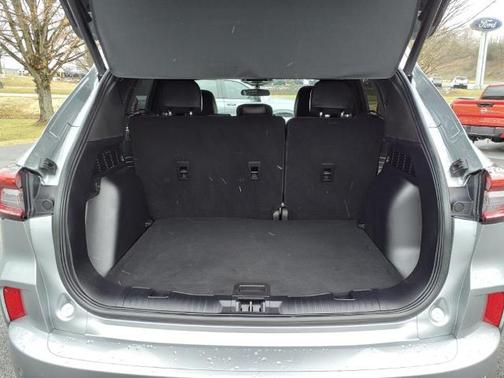 2024 Ford Escape ST-LINE SELECT