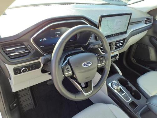 2023 Ford Escape PLATINUM