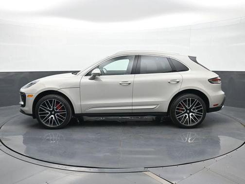 Chalk 2026 Porsche Macan Macan