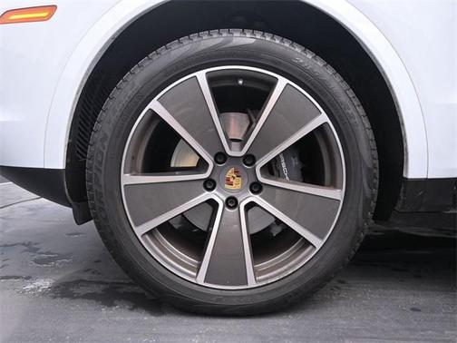 2023 Porsche Cayenne E-Hybrid S