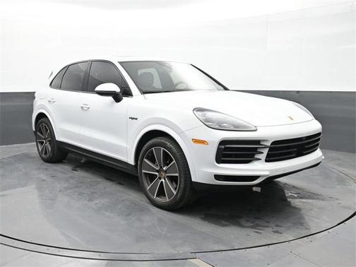 2023 Porsche Cayenne E-Hybrid S