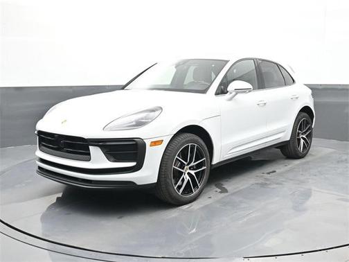 2024 Porsche Macan 