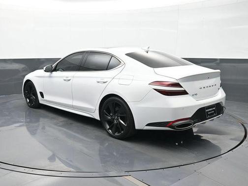2022 Genesis G70 3.3T RWD