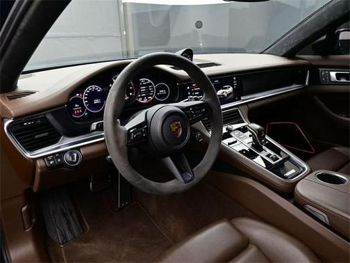 2022 Porsche Panamera GTS