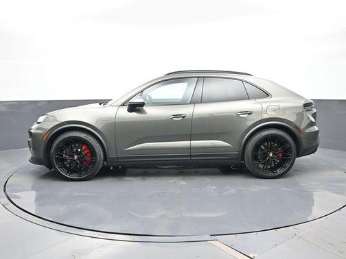 Green 2025 Porsche Macan 4S