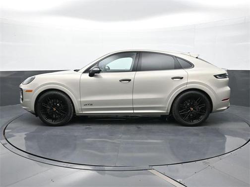 2026 Porsche Cayenne GTS