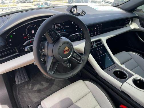 2025 Porsche Taycan 4S