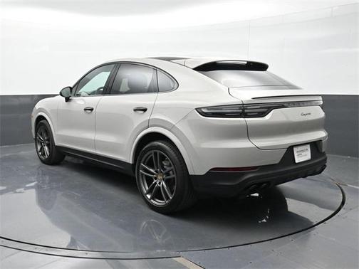 2022 Porsche Cayenne Platinum Edition