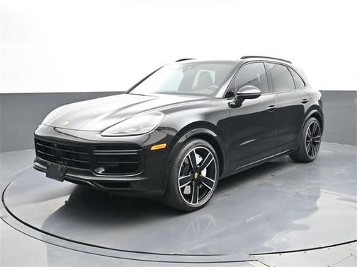 2023 Porsche Cayenne Turbo