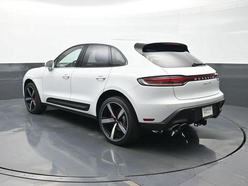 White 2023 Porsche Macan Macan
