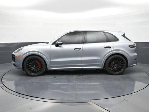 2021 Porsche Cayenne 