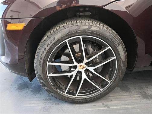 2024 Porsche Macan Base