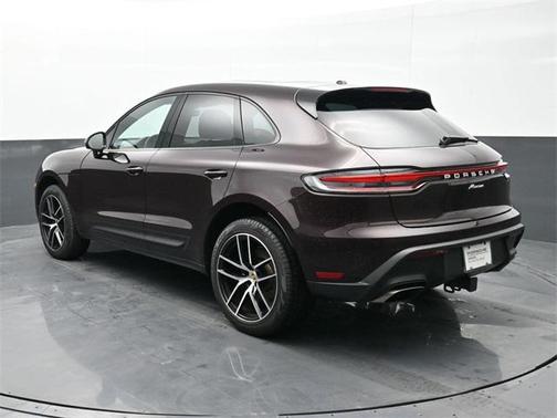 2024 Porsche Macan Base