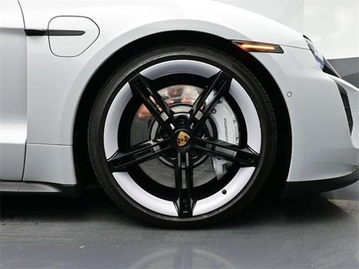 2023 Porsche Taycan GTS