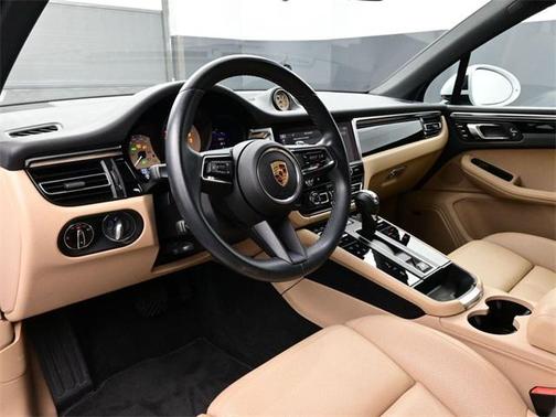 2024 Porsche Macan S