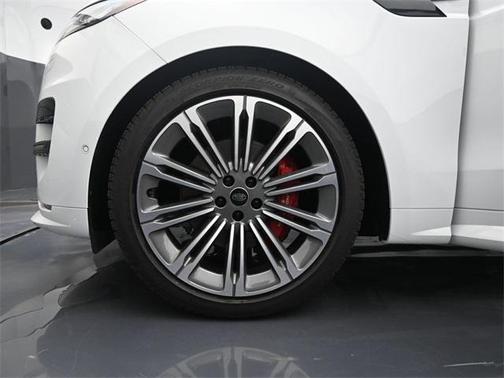 2024 Land Rover Range Rover Sport SE